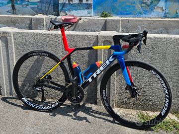 Trek Madone SLR7 Gen8 del  2025
