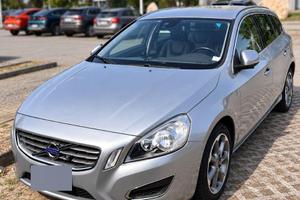 Volvo V60 D3 Ocean Race Geartronic 163 CV - 142.00