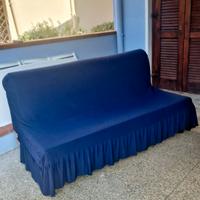 N°2 divani letto uguali