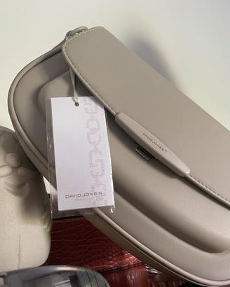 Borsa David Jones