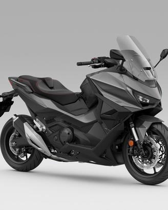 Honda Forza 750