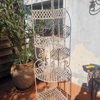 Angoliera in ferro battuto