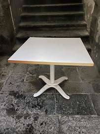 Tavolo ripiegabile