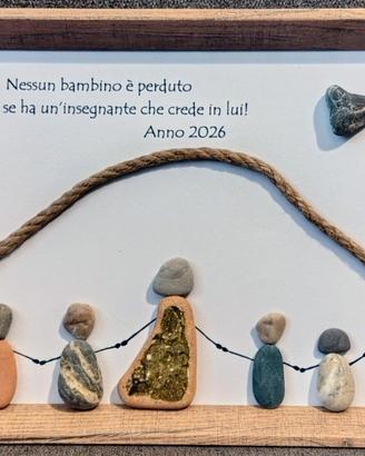 Quadretto con i sassi: "Per la maestra"
