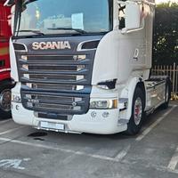 TRATTORE STRADALE SCANIA R520