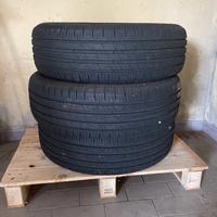 4 Goodyear EfficientGrip Pneumatici 215/65 R17 99V