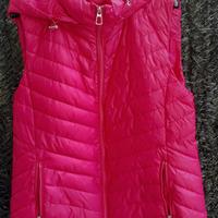 Gilet con cappuccio 