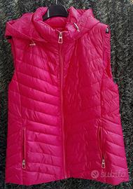 Gilet con cappuccio 