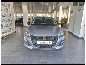Peugeot 208 pure tech 1.2 benz 75cv