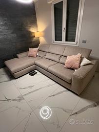 Divano frigento poltrone sofà cone nuovo