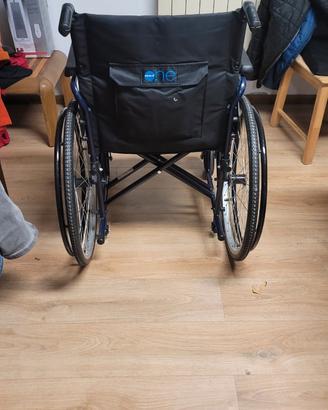 Sedia a rotelle autospinta