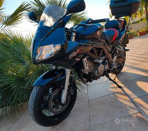  suzuki sv650s k7  2008 accessoriata gomme nuove