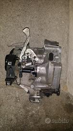 cambio 5 marce vw polo  1.4 benzina 