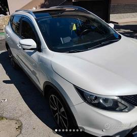 nissan quashai tekna 1600cc  automatico