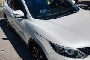 nissan quashai tekna 1600cc  automatico