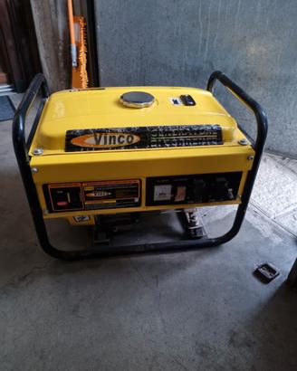 Generatore di corrente benzina 220V