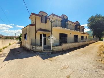 CASA INDIPENDENTE A AIROLA