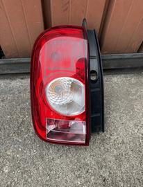Fanale Faro Posteriore Sx Sinistro Dacia Duster 1ª