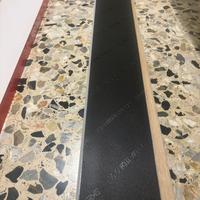 Rivestimenti modulari semirigidi ,