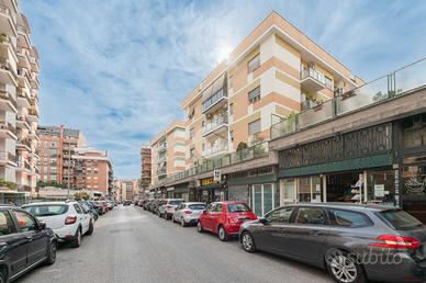2 LOCALI A ROMA