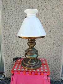 Lampada da tavolo vintage