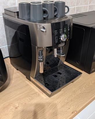 Macchina da caffè DeLonghi 