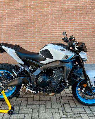 Yamaha MT-09 Ice Blue ABS