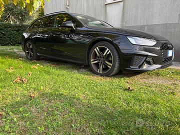 Audi A4 Avant S-Line