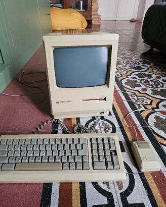 Macintosh Plus 1Mb 