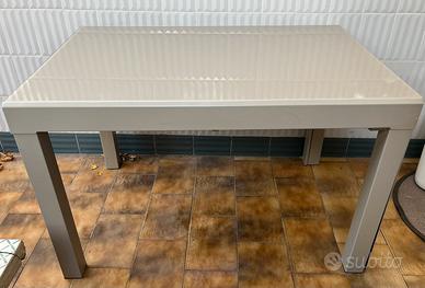 Tavolo da pranzo in vetro allungabile