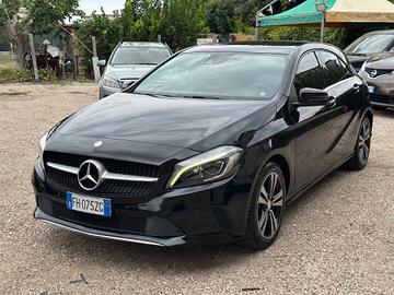 CLASSE A 180 CDI 110CV SPORT BLACK EDITION F1