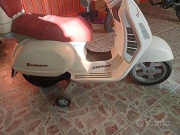 Vespa elettrica per bambini