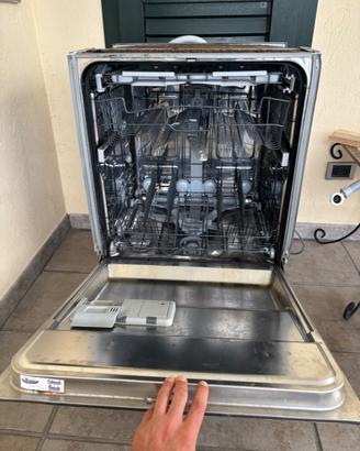 Whirlpool ADG 9995/1 da incasso – NON FUNZIONANTE