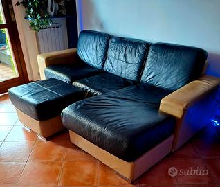 divano pelle con penisola