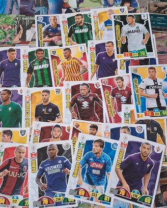 Tantissime carte dragon ball pokemon e calciatori