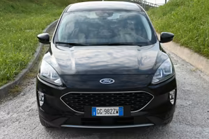 Ford Kuga 2.5 Plug In Hybrid 225 CV CVT 2WD ST-Lin