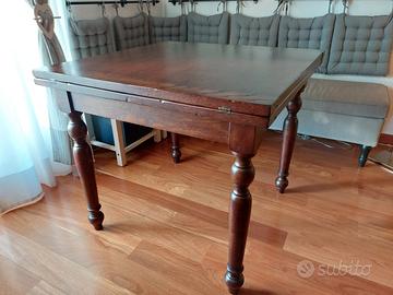  Tavolo in legno di rovere