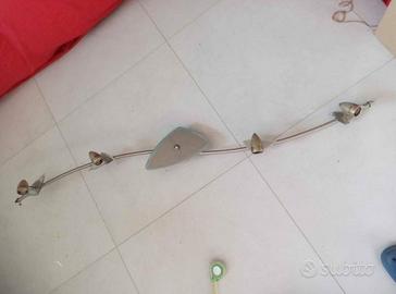 Lampadario lungo cucina 