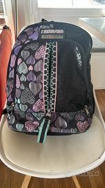 Zaino Seven nero con cuori neon rosa lilla e verde