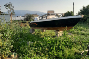 Barca Terminal Boat 18