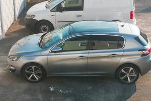 Peougeot 308 - 1.6 ehdi