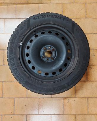 GOMME DA NEVE SU CERCHI IN FERRO