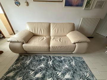Divano in pelle
