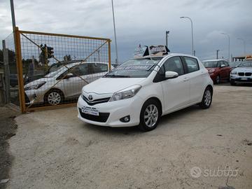 Toyota Yaris 1.4 D-4D 5 porte Lounge MOLTO BELLA