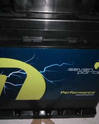 Batteria nuovissima 42 Ah 380 spunto Fiat Punto