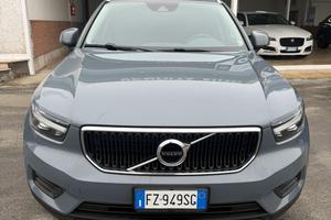 Volvo XC40 D3 AWD Geartronic Momentum