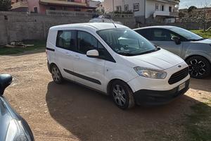 Ford transit courier