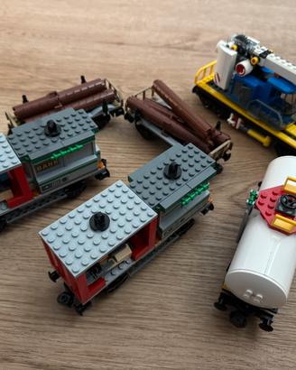 6 vagoni treno lego 60198 e lego 7939
