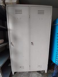 Armadietto da spogliatoio 2 vani cm.102x50x180h.