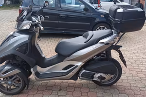 Piaggio MP3 300ie Yourban